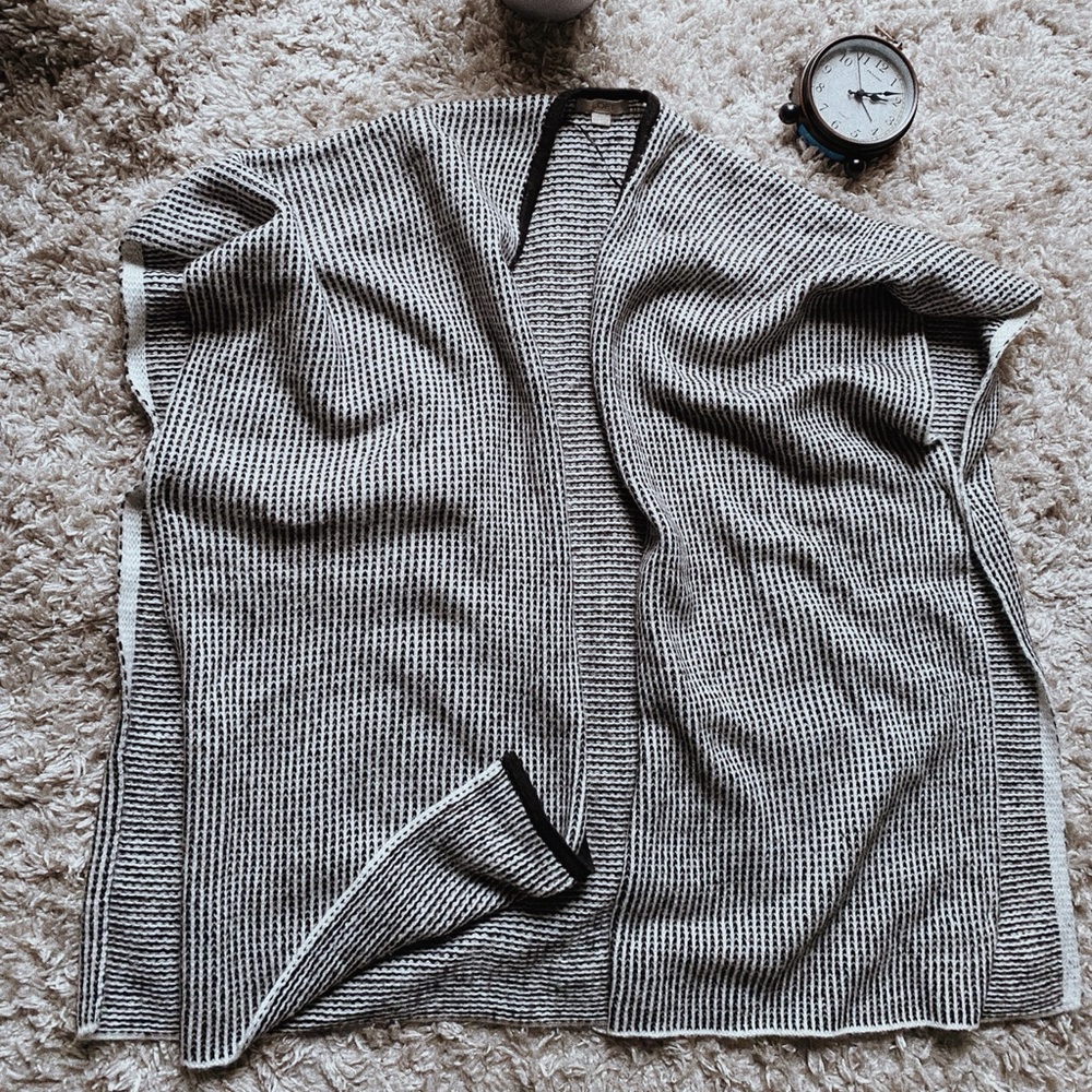 Modern Wrap